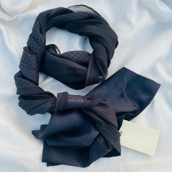 GIORGIO ARMANI Gun Black Gray Satin Silk Italy Light Charcoal Rectangular Scarf - Picture 5 of 16
